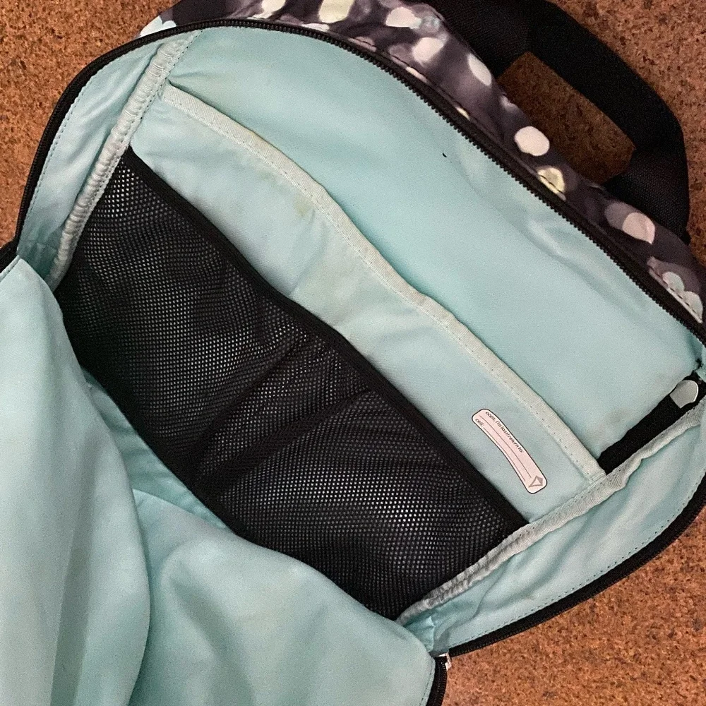 Iviva Backpack - Picture 5 of 10